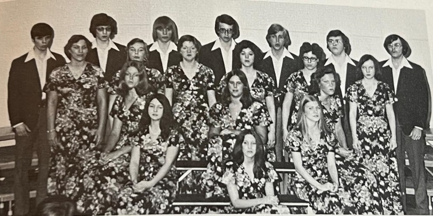 Sweet 16 show choir from Harding High School in Marion, Ohio 1975