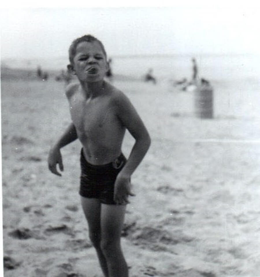 Daryl (Schuyler) Hoffman at the beach